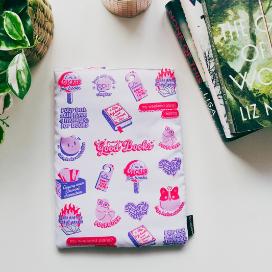 Book Sleeve Medium "Bookworm"