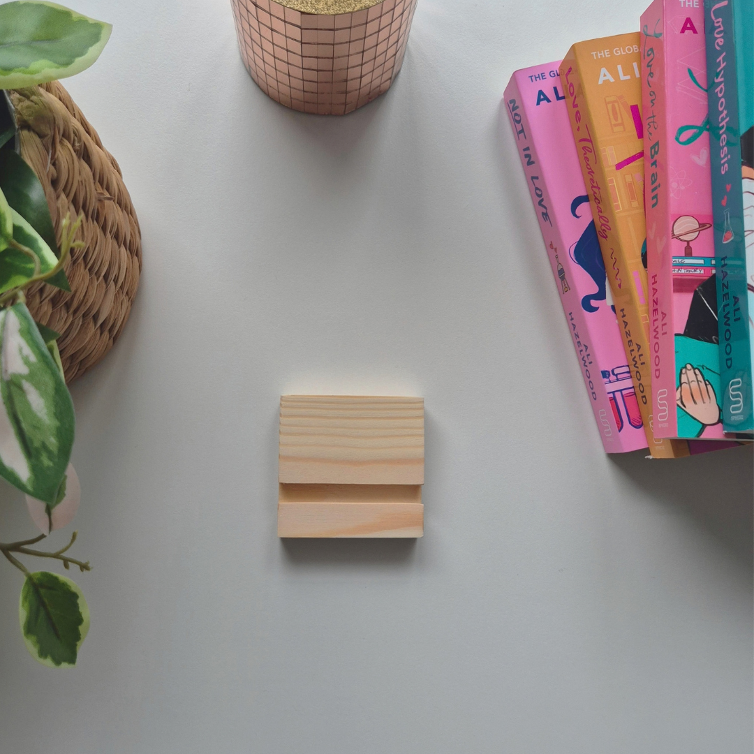 Bookys Tile Stand