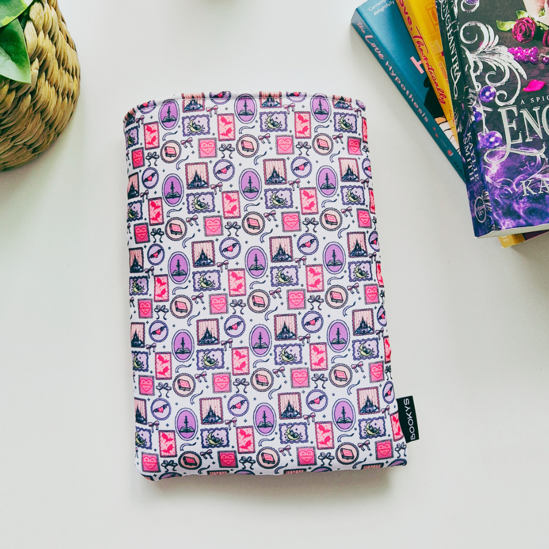 Book Sleeve Small Escape the Ordinary