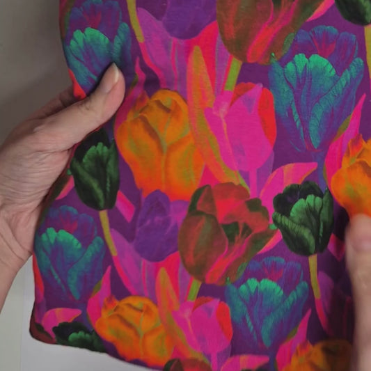 Book Sleeve Medium Tulip